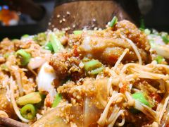 -渝胖子老城区炭火蛙锅(临城店)