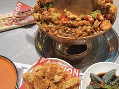 -老佛爷铜炉蛙锅(东门老街店)