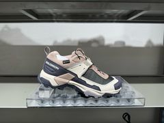 -SALOMON萨洛蒙(长沙国金街店)