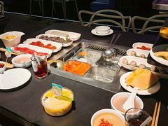 -海底捞火锅智慧餐厅(中骏世界城店)