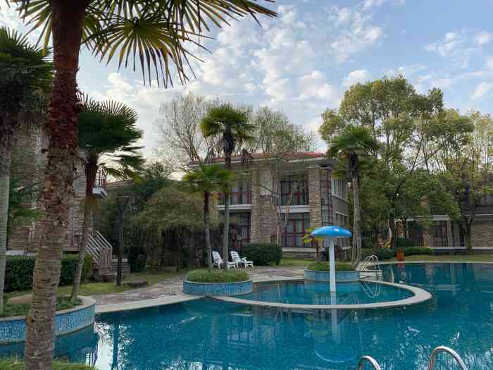 武夷山九龙湾爱琴岛度假酒店