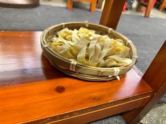 -贵厨酸汤牛肉(花果园国际中心店)