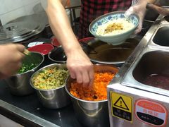 -牛师傅牛肉面(尚隆路店)