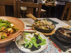 -云海肴·汽锅鸡·云南菜(天山百盛优客店)