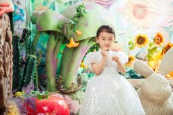 -格林童趣专业儿童摄影(公益西桥店)