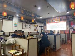 大堂-大锅大灶柴火鸡鱼