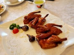 妙龄乳鸽-香山家宴