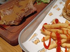 -HUZI虎滋精酿餐吧(京西大悦城店)