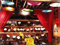 -老滇山寨•云南特色菜•地方菜•民族风情歌舞表演(金碧店)