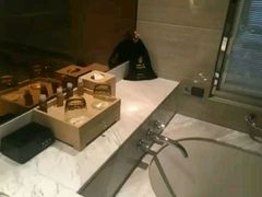 -上海中航虹桥机场泊悦酒店