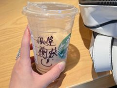 -星巴克(广州南站A18检票口楼上)