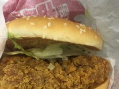 麦辣鸡腿堡-麦当劳(南京南站站外店)