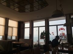 -LENBACH兰巴赫西餐啤酒坊(大连星海广场店)