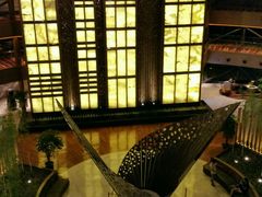 -上海滴水湖皇冠假日酒店