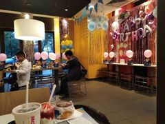 大堂-麦当劳(清远大道得来速店)