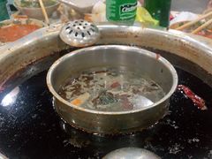 -正贰捌经重庆老火锅(建设路店)