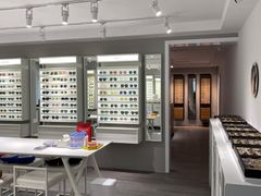 -目艮眼镜SHOWROOM(品牌集合店)