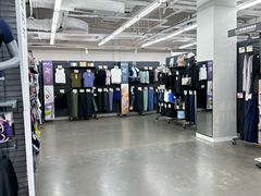 -迪卡侬(苗岭路店)