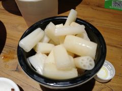 山椒藕丁-茶花妹子云南餐厅(传媒大学店)