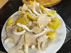 -银同牦牛肉火锅