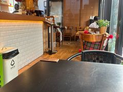-萤火虫咖啡(砖著店)