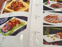 -鸿亨泰杂鱼馆(港馨家园店)