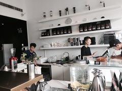 -UNI UNI(环亚凯瑟琳店)