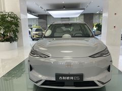 -杭州中沃沃尔沃4S店(滨江区店)