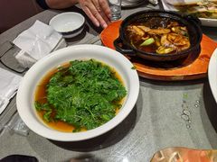 -新颐园本帮江浙菜·红烧猪手煨鲍鱼·红烧肉(顾村公园电台路店)