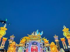 -淄博花灯齐彩城