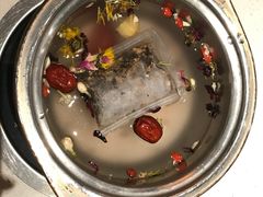 -一叶一世界·素食餐厅(锦华万达店)
