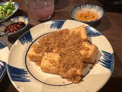 -Cuc Gach Quan Restaurant