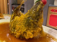 糖醋鲤鱼-闫府私房菜·百年鲁菜(恒隆店)