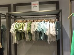 -URBAN REVIVO(北京斯普瑞斯奥特莱斯店)