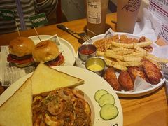 -Thanks美式餐厅(汉堡咖啡店)