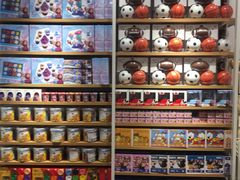 -名创优品(广东省广州琶洲保利广场店)