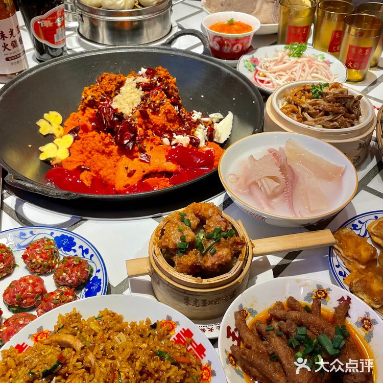 朱光玉火锅终于开到银泰创意城啦🔥