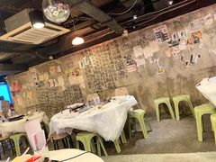 大堂-鲜入围煮花胶鸡海鲜火锅