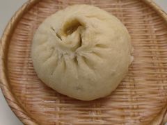 鲜肉包-留芳·文旅古月楼(老街店)