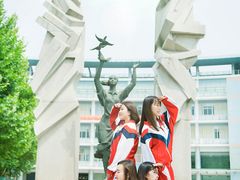 -金陵中学(河西分校)