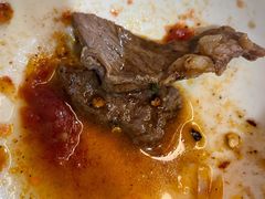 -黄利砖万峰林布依特色酸笋牛肉馆