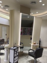 -Mentor Hair Salon