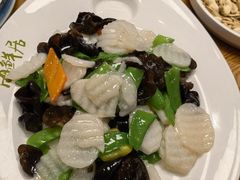 -赶海部落海鲜城(海阳路店)