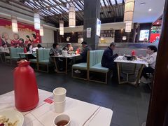 -阿瓦山寨·湘菜现炒·剁椒鱼头王(咸阳总店)