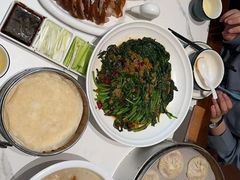 -梅利汴京烤鸭•开封豫菜地标店(东大街店)