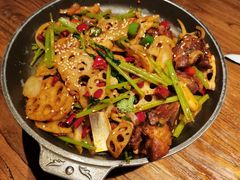 干锅蒜香小排骨-嘉禾·悦享餐厅(八方汇店)