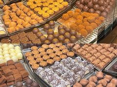 -Laderach 莱德拉(上海环贸iapm店)