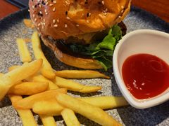 培根芝士汉堡-Cactus墨西哥仙人掌餐厅