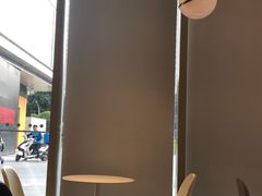 -奈雪的茶(东原悦荟店)