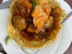 雀巢筑顶-莲华素食府